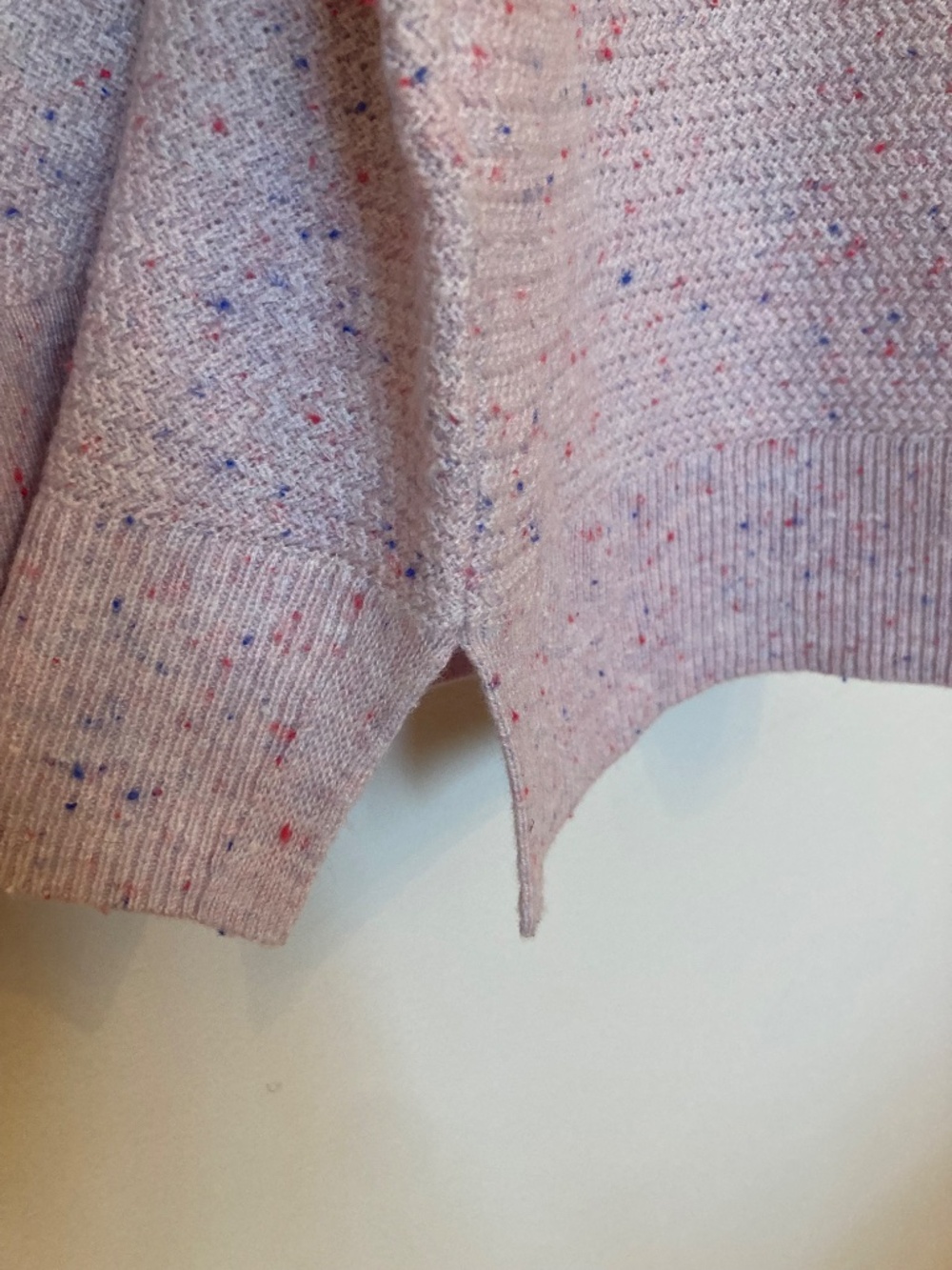 Sweater - Picture 4 of 4